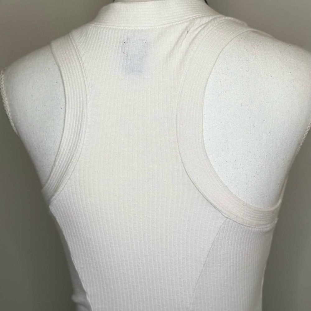 Cropped tank top halter - Picture 3 of 3